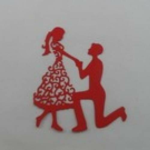 N°27 d'un couple demande en mariage en papier   rouge  découpage fin