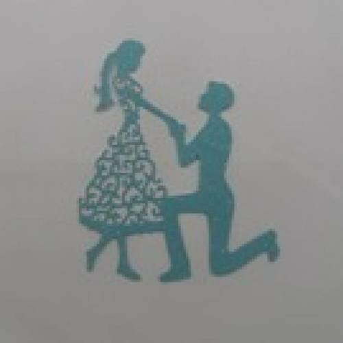 N°27 d'un couple demande en mariage en papier  tapisserie bleu turquoise à paillette découpage fin