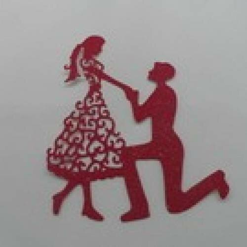 N°27 d'un couple demande en mariage en papier  tapisserie rouge à paillette découpage fin