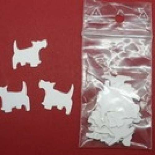 N°38 lot de 25 petits chiens fox  en papier  blanc casé   embellissement découpe