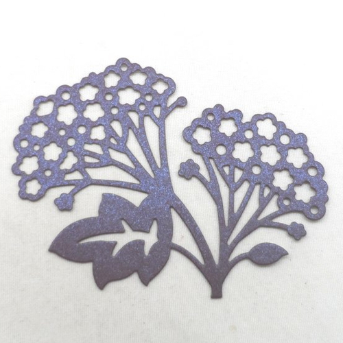 N°285 fleur hortensia  en papier irisé découpage  fin