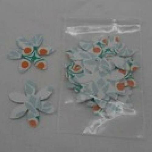 N°40 lot de 25 petites fleurs en papier fond blanc à motif  bleu orange et vert  embellissement découpe