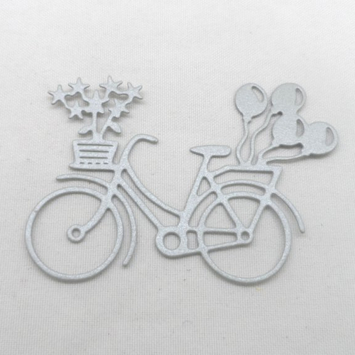 N°485 d'un vélo avec des ballons "panier de fleurs" en papier  découpage fin