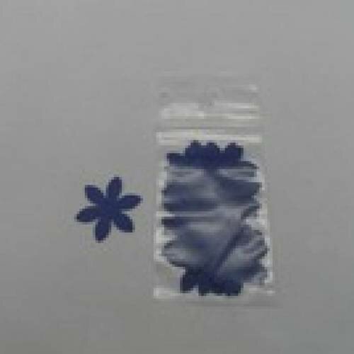 N°40 lot de 25 petites fleurs en papier bleu marine  embellissement découpe