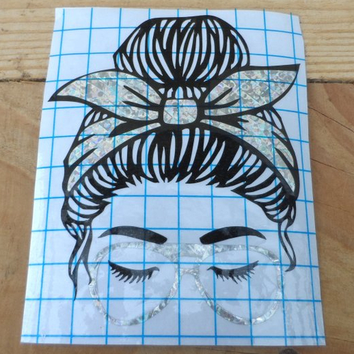 N°1457 "sticker"  tête de femme chignon foulard lunette en vinyle argenté "hologramme"   découpage