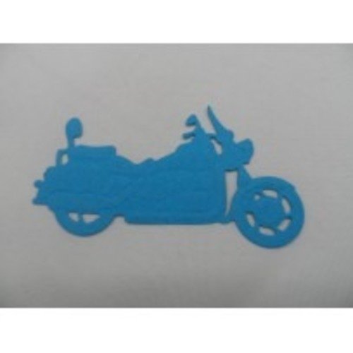 N°49 d'une moto en papier  bleue turquoise découpage et gaufrage 