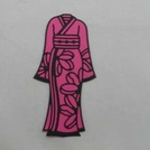 N°51 d'un kimono bi-couleur en papier   noir et fond  fuchsia