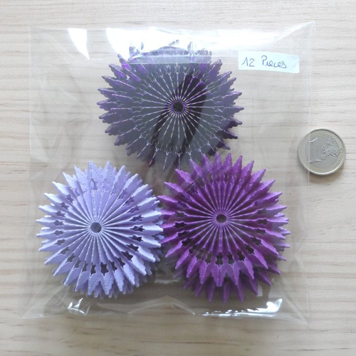 N°2087 lot de 12 rosaces en papier pour décorer ton violet