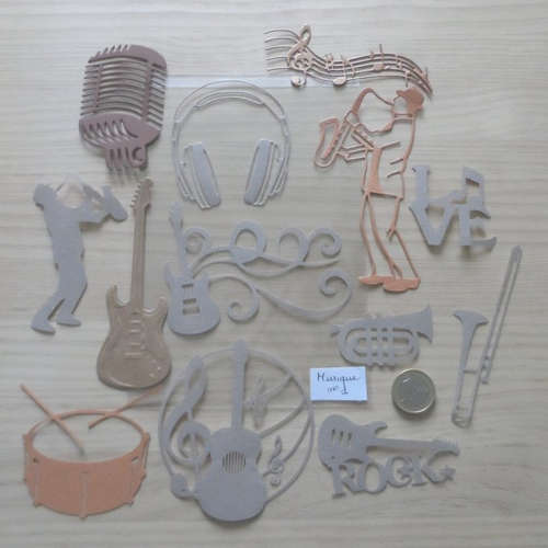 N° 2093 lot de découpes sur le thème de la musique n°1