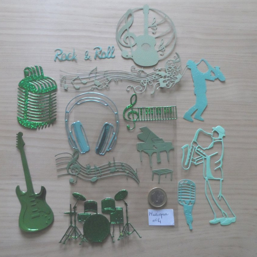 N° 2093 lot de découpes sur le thème de la musique n°4