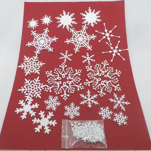 N° 2096 lot de découpes de flocon de neige   n°1a