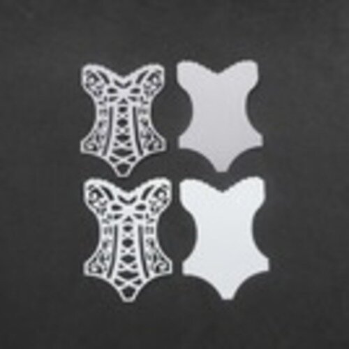 N°55 kit corset gris clair et gris en papier  comprenant 3 pièces  2 pièces en papier et un morceau de tulle