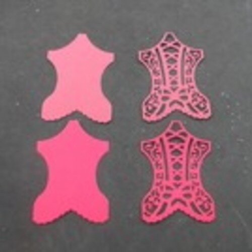 N°55  kit corset rouge et bordeaux en papier  comprenant 3 pièces  2 pièces en papier et un morceau de tulle