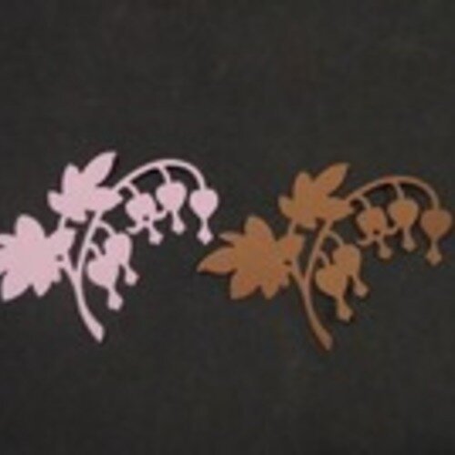 N°66 fleur  grappe clochette  en papier  violet clair ou marron  au choix 