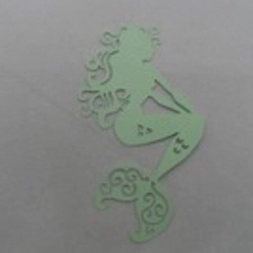 N°74  d'une sirène  en papier  vert pale pour décorer vos réalisations