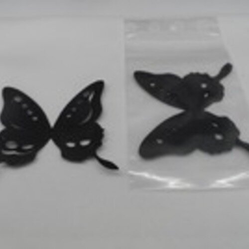 N°84 lot de cinq papillons mireille  en papier  noir  embellissement