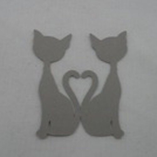 N°91  d'un couple de chat cœur  en papier  gris    découpage