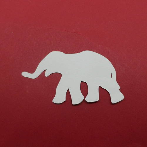 N°860  petit éléphant  en papier gris très pale   découpage 