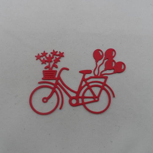 N°485 d'un vélo avec des ballons "panier de fleurs" en papier rouge  découpage fin