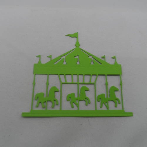 N°629 d'un carrousel manège à chevaux   en papier vert   découpage  fin 