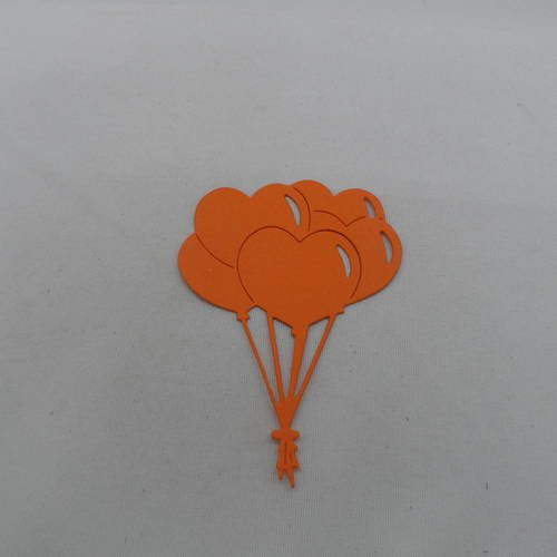 N°810 grappe de ballons cœurs  en papier orange  découpage fin