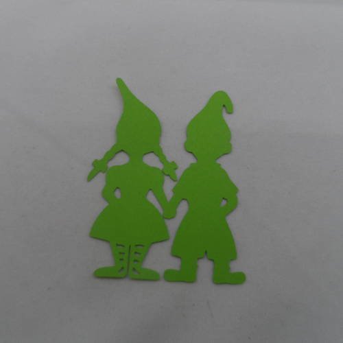 N°834  couple de petits lutins  en papier vert   découpage fin