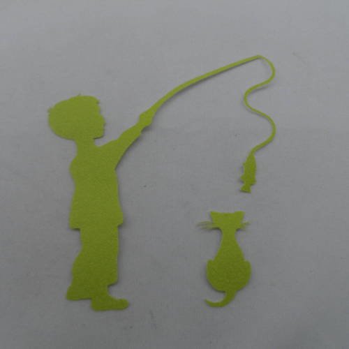 N°363 petit garçon pêche un  poisson et son  chat regarde  en papier tapisserie  vert anis    découpage