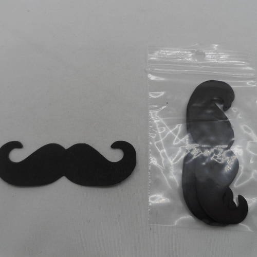 N°359 lot de dix moustaches n°2  en papier noir   pour  embellissement 