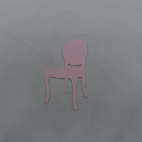 N°441 d'une chaise n°2  en papier rose   découpage 