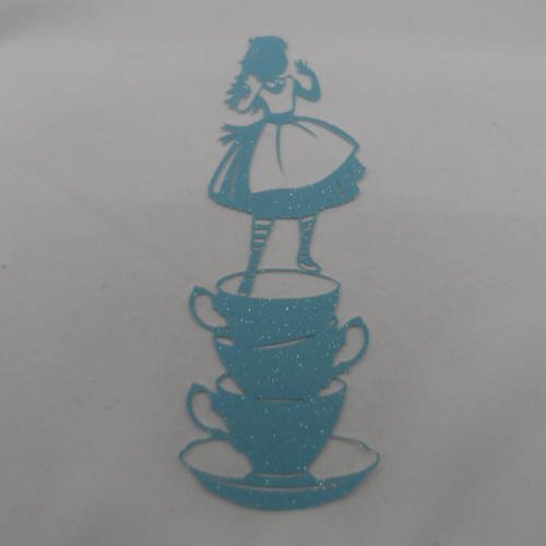N°823 petite fille sur des tasses    en papier  tapisserie bleu à paillette