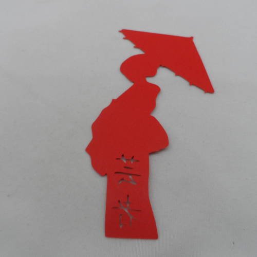 N°813 dame chinoise avec ombrelle  en papier rouge   découpage fin