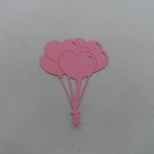 N°810 grappe de ballons cœurs  en papier rose   découpage fin