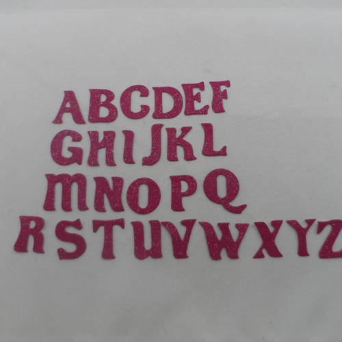 N°626 lettre tout alphabet de a à z  vendu à la lettre  en papier tapisserie fuchsia  à paillette   découpage