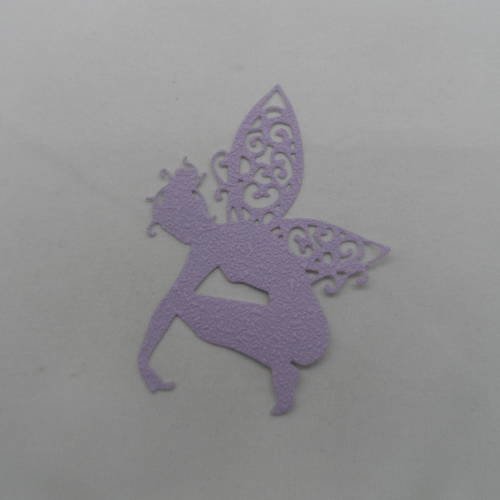 N°640 jolie fée  papillon  accroupie  en papier tapisserie violet   découpage fin