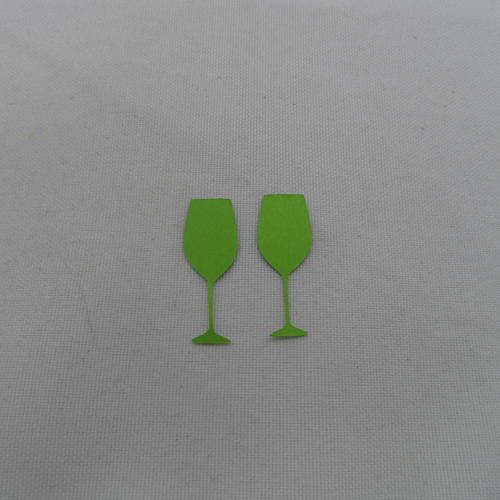 N°400 lot de 2 verres à  pied en papier vert