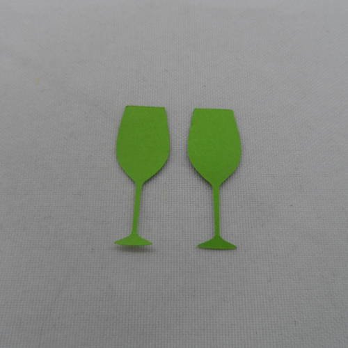 N°400 lot de 2 verres à  pied en papier vert n°1