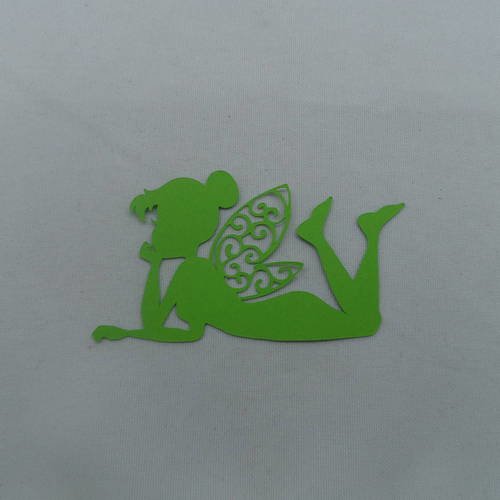 N°221 fée clochette allongée  en papier  vert    découpage 