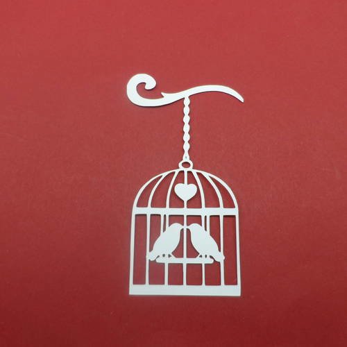 N°751 d'une cage à deux oiseaux  en papier  blanc avec cœur  découpage fin