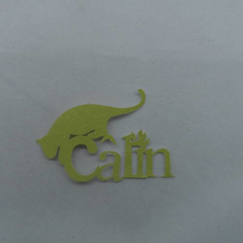 N°734  du mot câlin  n°2 en papier tapisserie vert à paillette  avec un chat et une empreinte  découpage