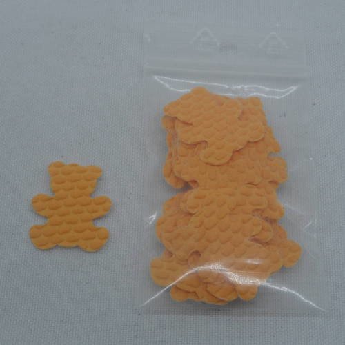 N°555 d'un lot de vingt petits oursons  en papier tapisserie orange  découpage fin