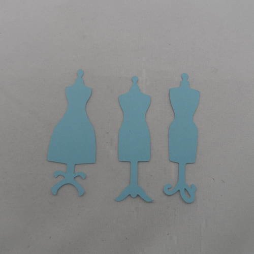 N°698 d'un  lot de trois mannequins différents  en papier  bleu ciel découpage fin