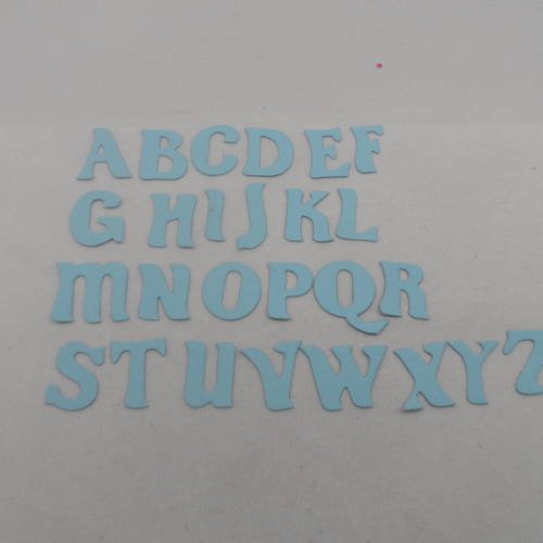 N°626 lettre tout alphabet de a à z  vendu à la lettre  en papier bleu ciel   découpage