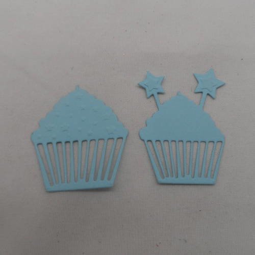 N°664 lot de deux gâteaux muffins   en papier bleu ciel  découpage fin et gaufrage 