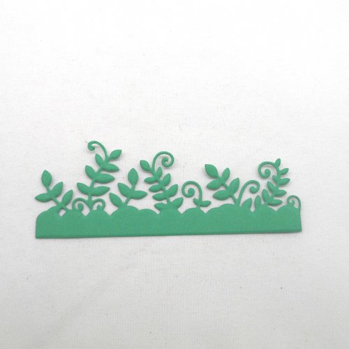 N°616 jolie bordure en feuillage  en papier  vert n°2  gaufrage  découpage  fin
