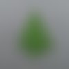N°607 joli sapin de noël avec étoile en papier  vert clair  gaufrage  découpage  fin