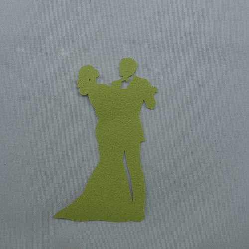 N°245  d'un couple de danseur   en  papier tapisserie vert à paillette  découpage  fin