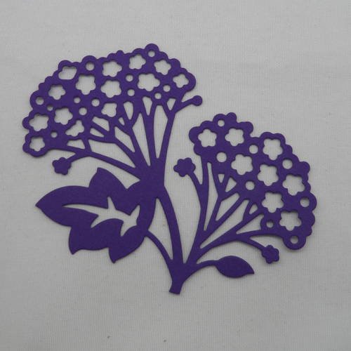 N°285 fleur hortensia  en papier violet vif foncé  découpage  fin