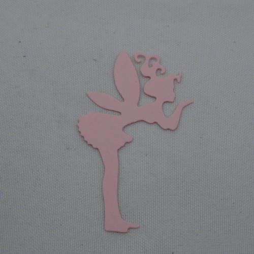 N°583 une petite "fée papillon" qui envoi un bisou en papier rose découpage fin
