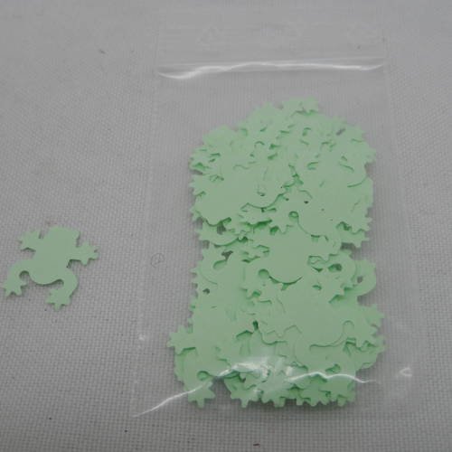 N°557  lot de 50 minis grenouilles   en papier vert très pale   pour  embellissement 