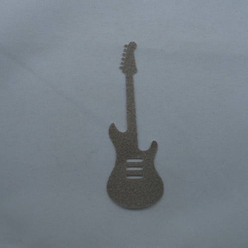 N°331 une guitare électrique   en papier tapisserie marron  découpage fin 